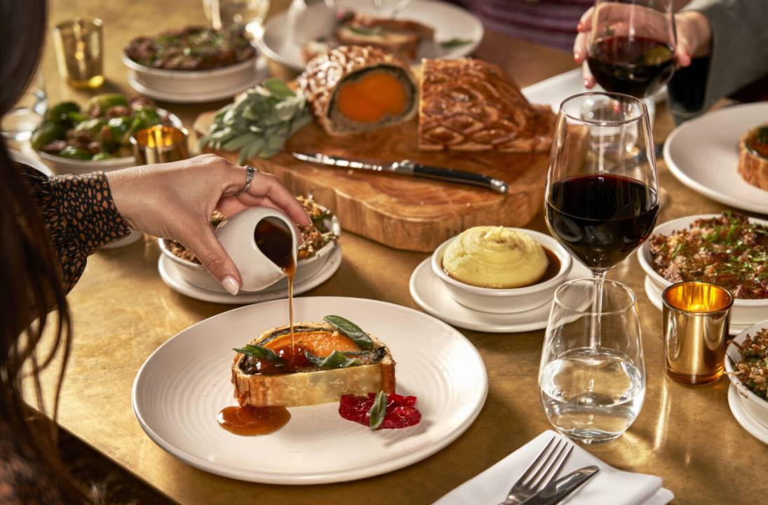 Sea Containers London to host Thanksgiving dinner with traditional American menu and river views