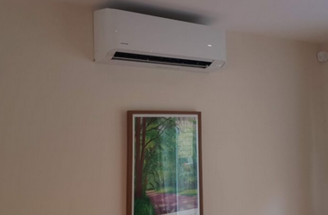 Record-breaking summer sees demand for air conditioning installation in UK homes soaring - say Checkatrade
