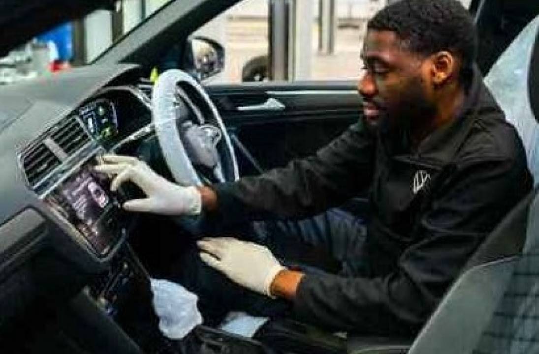 Volkswagen Group UK celebrates 250,000 ‘All-in’ aftercare plans