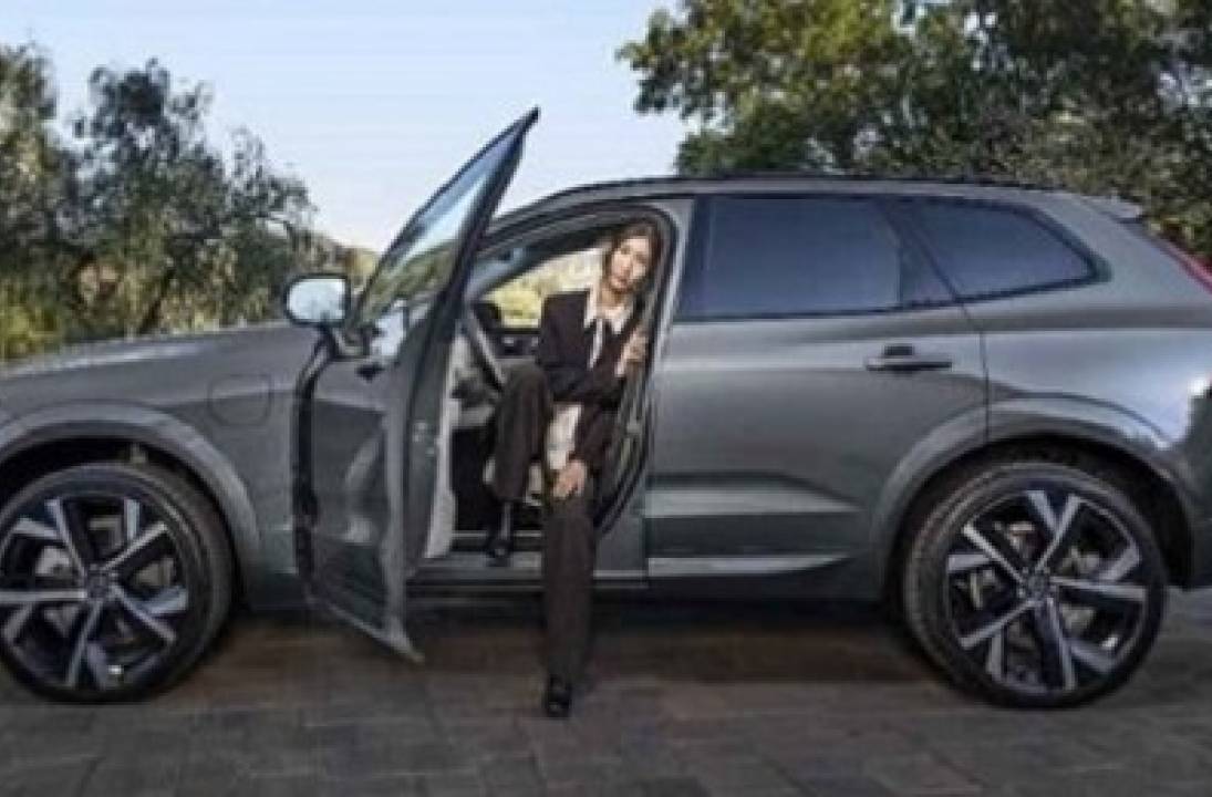 Volvo Cars partners with award winning artist EJAE on new track ‘Time After Time’