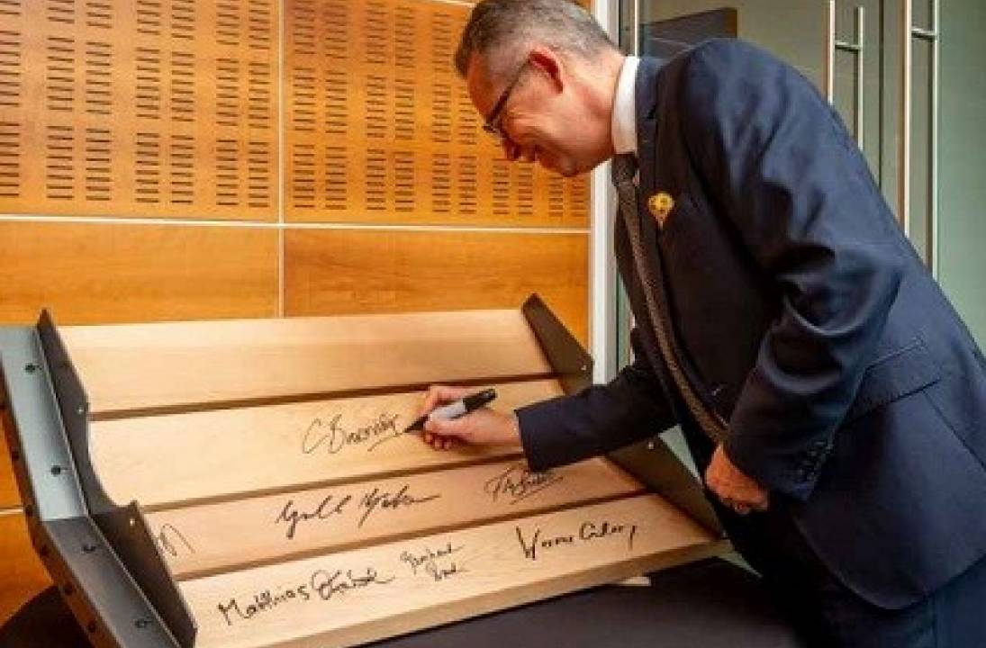 New Rolls-Royce extension building reaches landmark moment